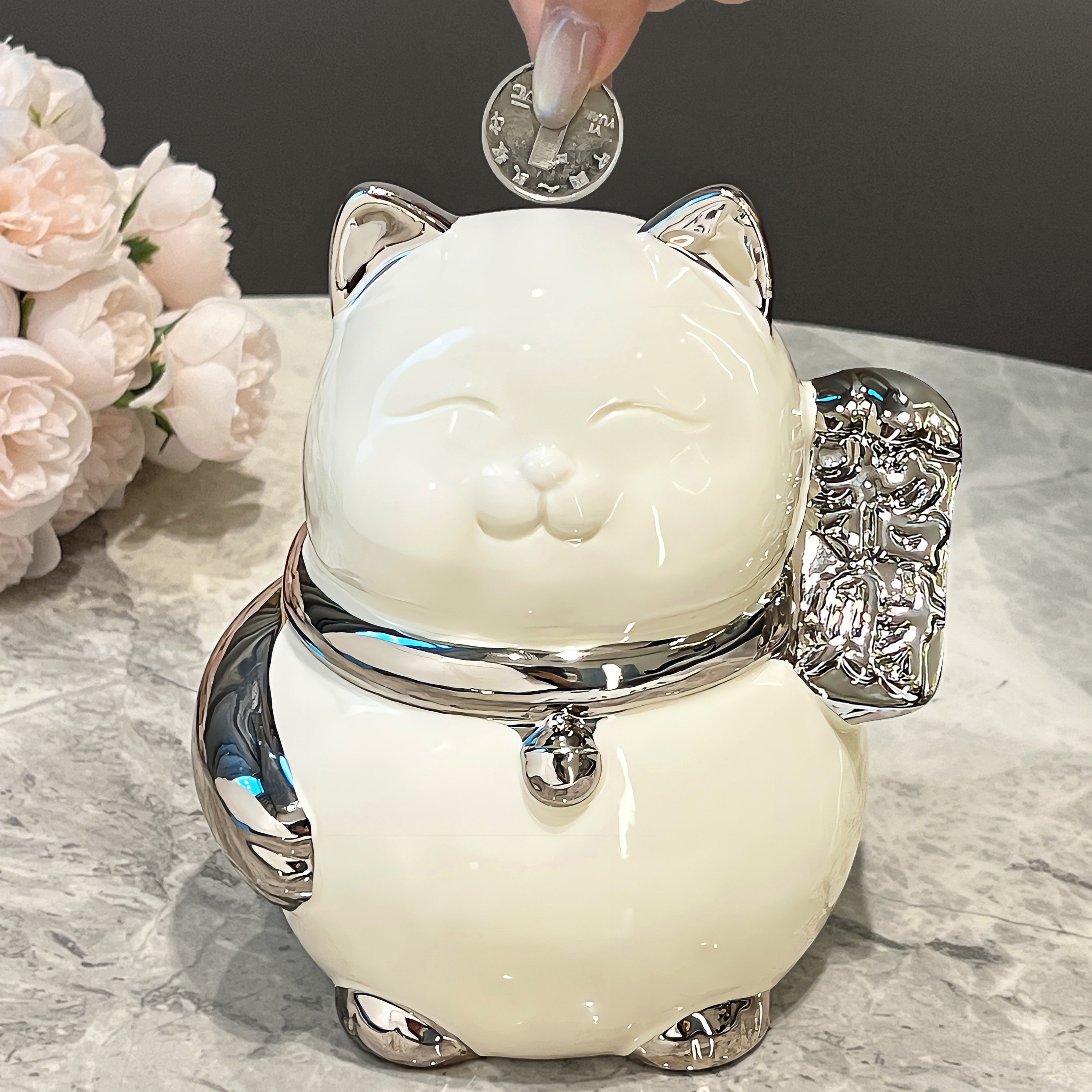 BSD新款招财猫摆件创意礼品陶瓷存钱罐入户客厅办公桌房间装饰品商品图