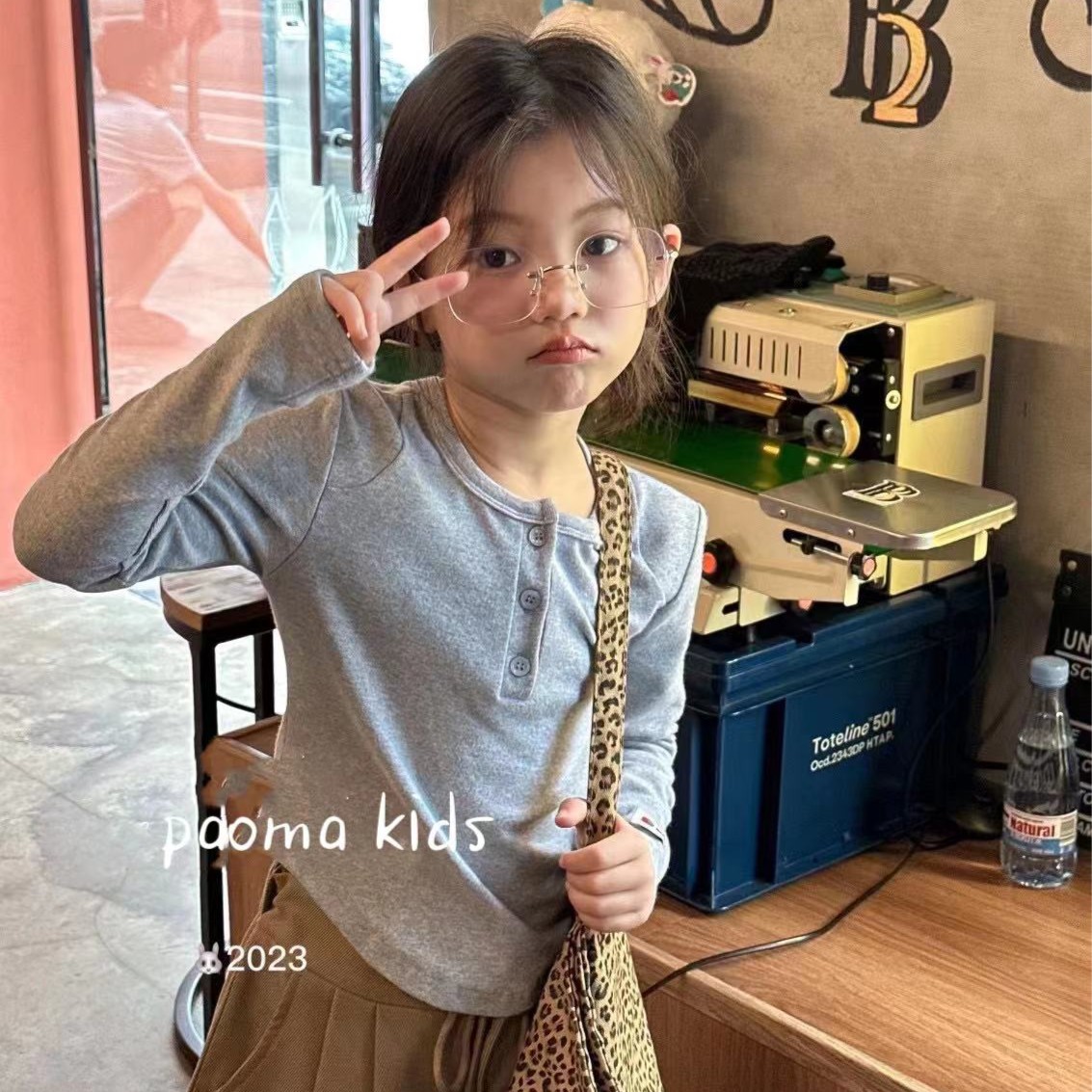 泡妈童装2023秋季儿童女童休闲百搭长袖上衣T恤23205