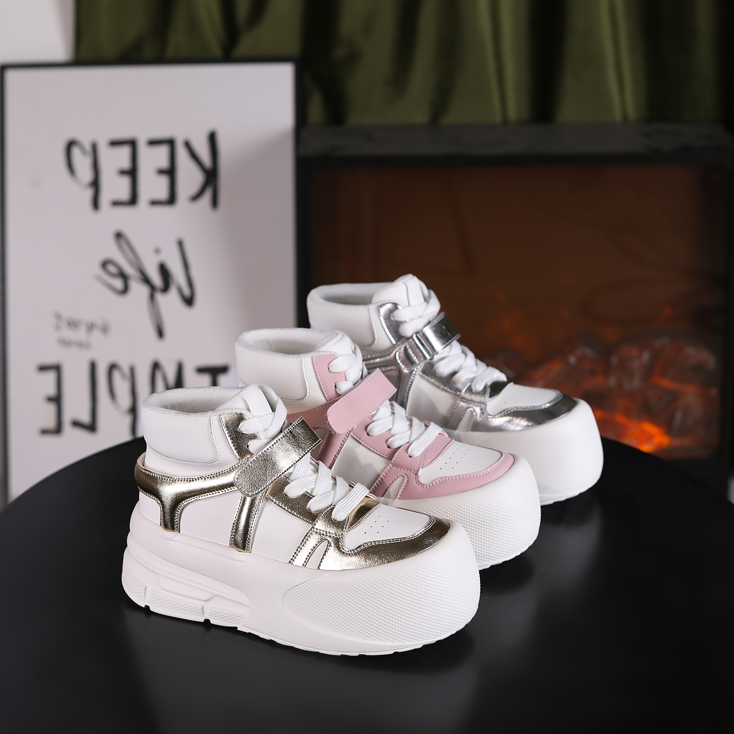 【阿布潮鞋●时髦精】增高7cm时尚厚底增高潮流百搭女士休闲鞋570-6