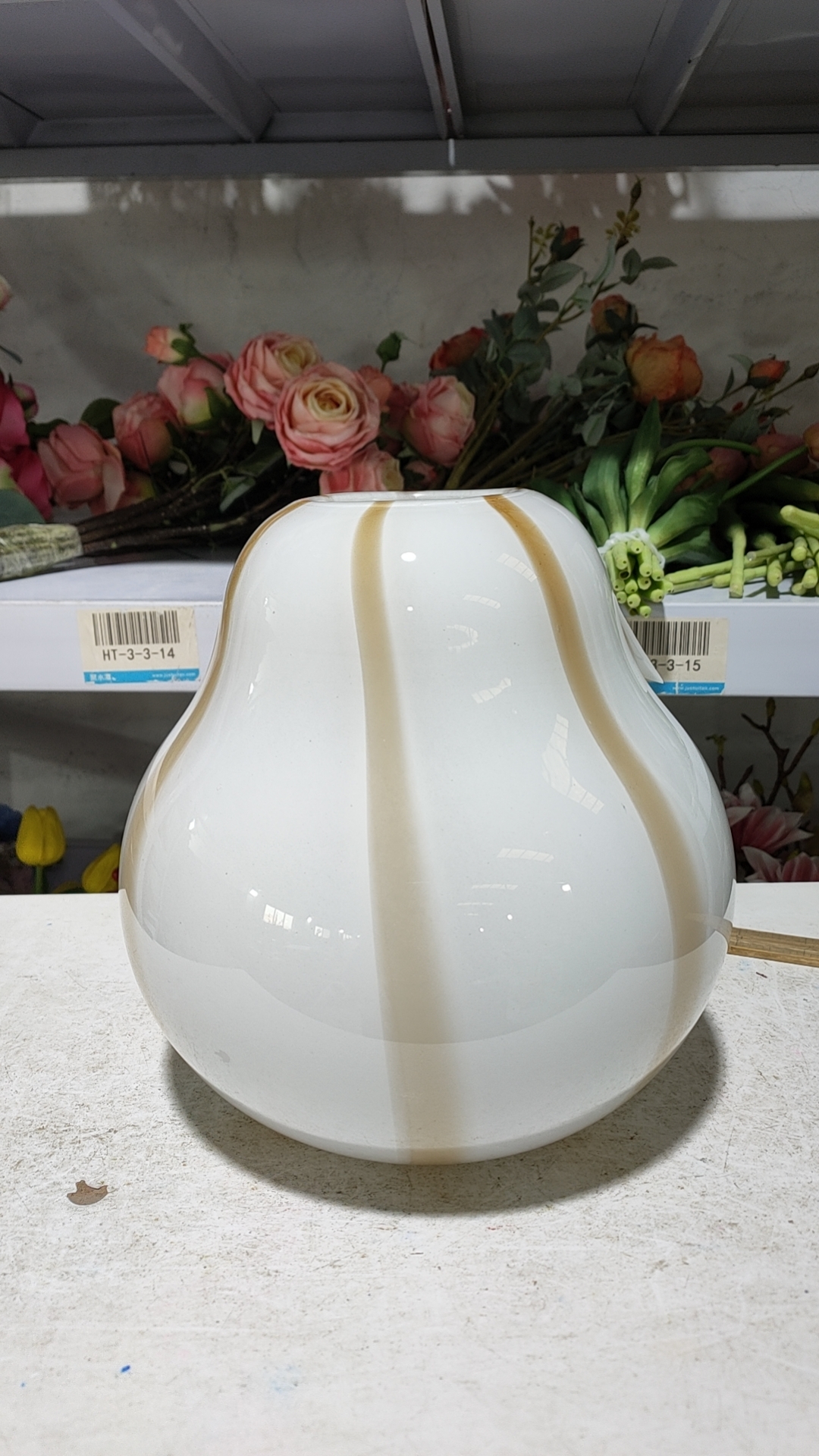 [LY064]白色黄拉条花瓶