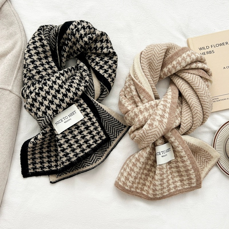 高档千鸟格子围巾女冬季感2023新款韩系百搭学生加厚针织保暖围脖