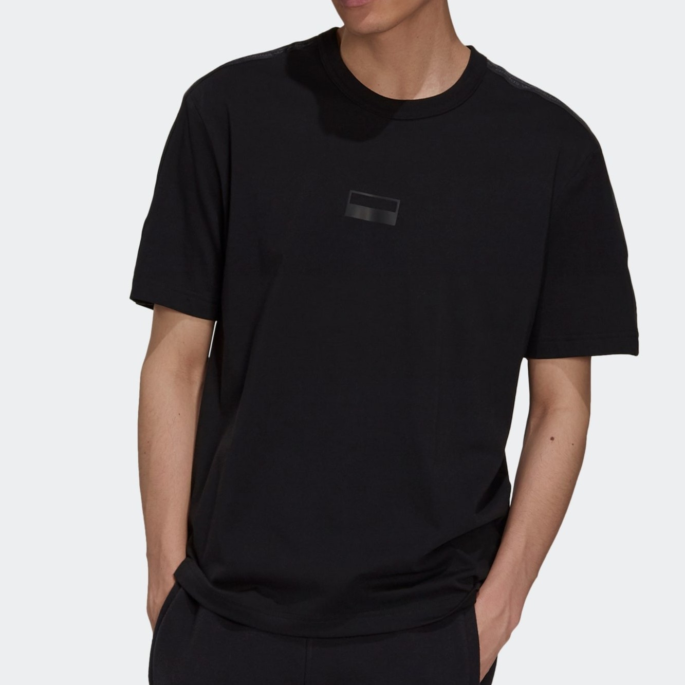 阿迪达斯 短袖三叶草男运动休闲圆领T恤R.Y.V. LOGO TEE H11498