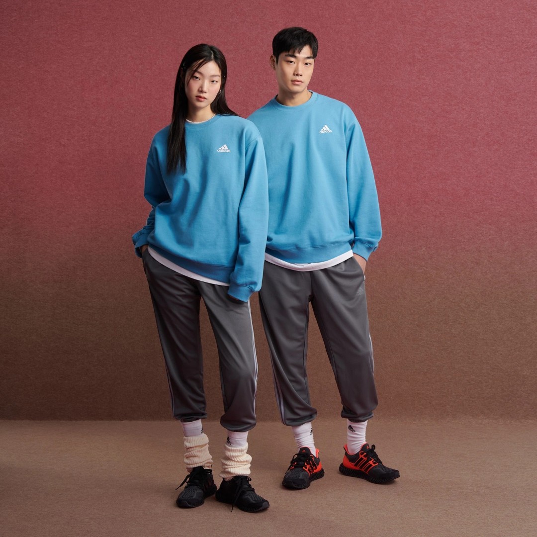 【奥莱】阿迪达斯男卫衣圆领运动休闲舒适透气LOGO SWEAT 7069