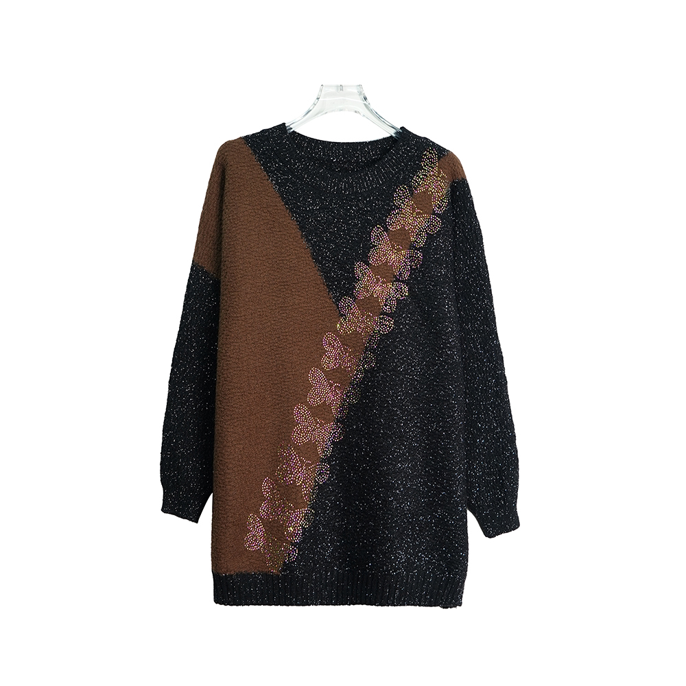 X24567【上新】秋冬拼色镶钻黑色宽松遮肉慵懒风毛衣3D