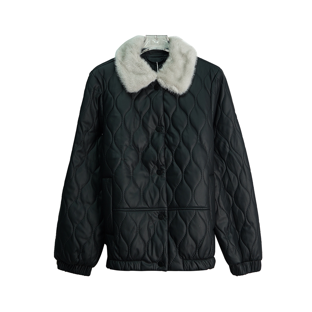 X24290【上新】时尚洋气减龄黑色百搭轻薄PU短外套3D