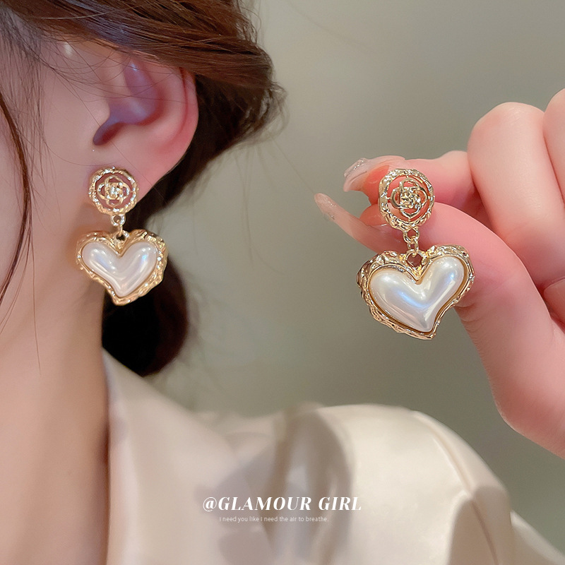 合金耳饰 AIER-【褶皱花朵】925银针珍珠爱心巴洛克风复古耳环