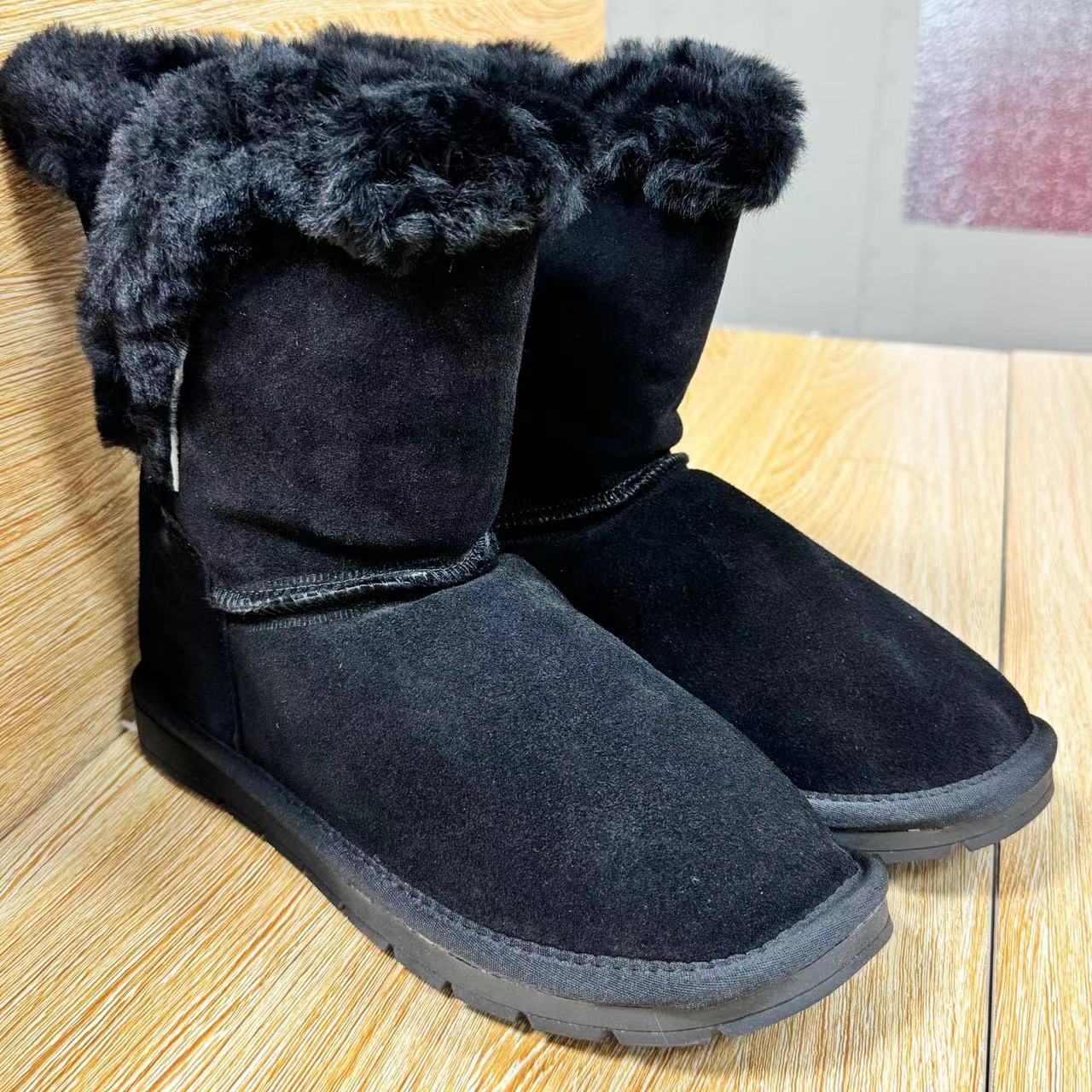 冬季女士高筒一脚蹬时尚雪地靴38-39码0510