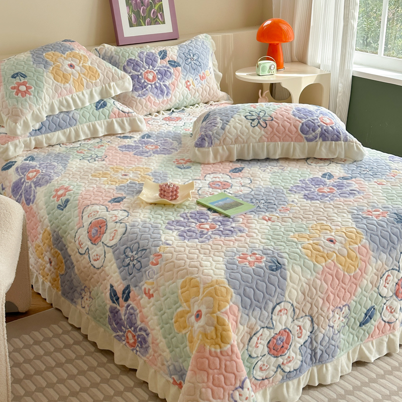 平价入冬神器亲肤舒适牛奶绒印花夹棉床盖三件套 加厚绗缝单床盖