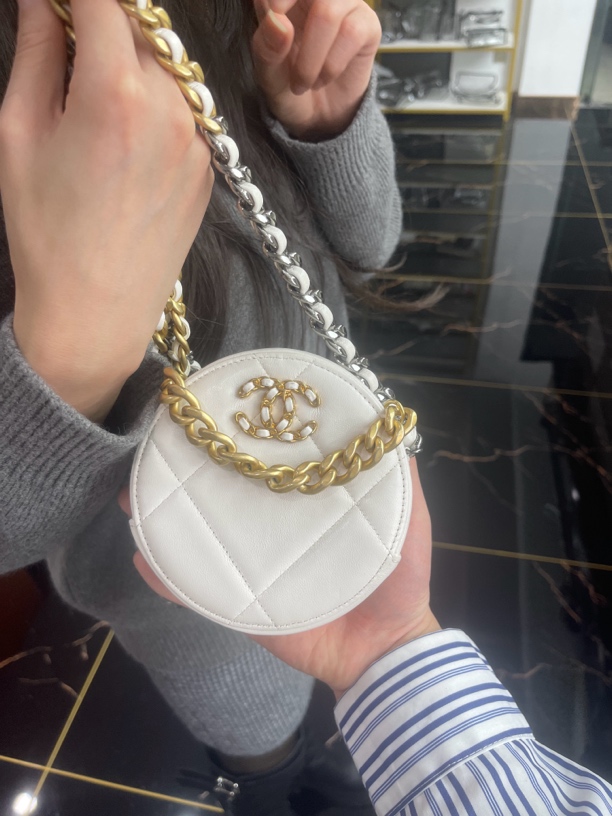 99新 Chanel/香奈儿 19bag 白雪公主 圆饼单肩包大全套