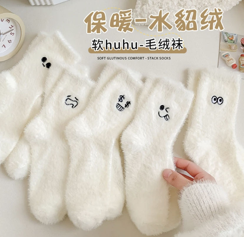 水貂绒袜子秋冬保暖袜加厚中筒袜居家地板袜软绵绵袜子睡眠袜加绒