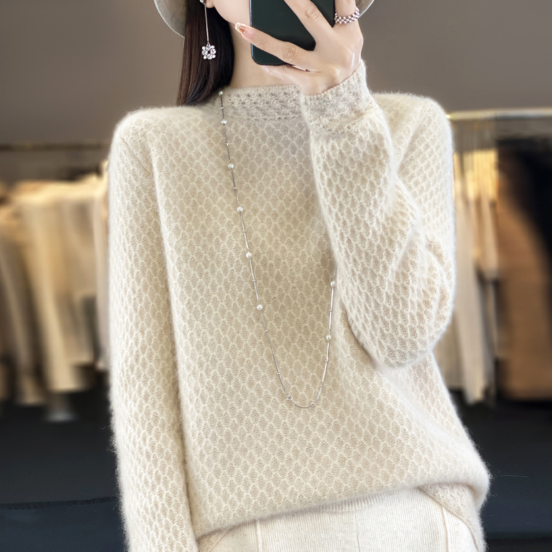 重工镂空钩花半高领纯羊绒衫女长袖针织衫