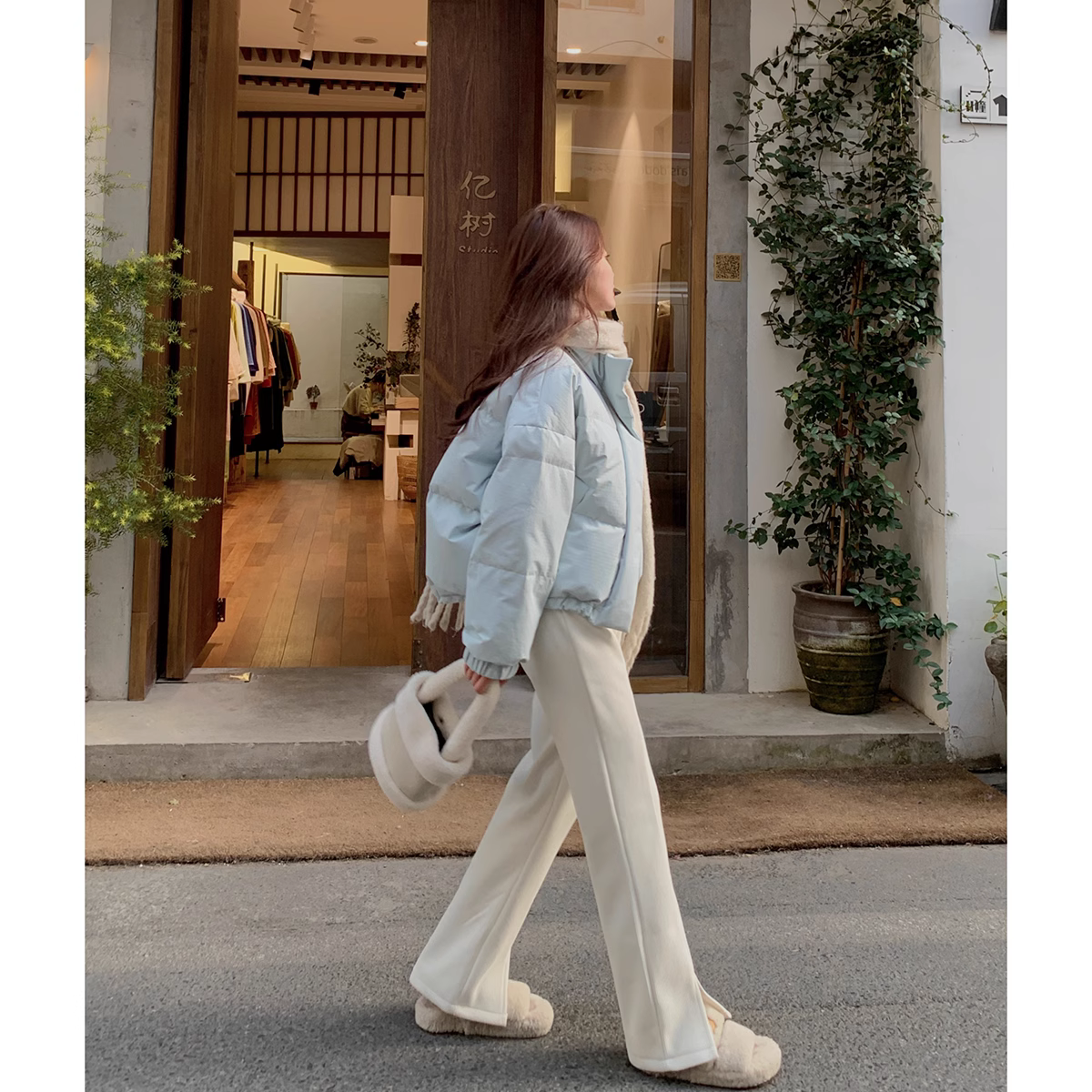 22102505雪尼尔加绒加厚开叉休闲裤女冬季高腰宽松直筒裤子