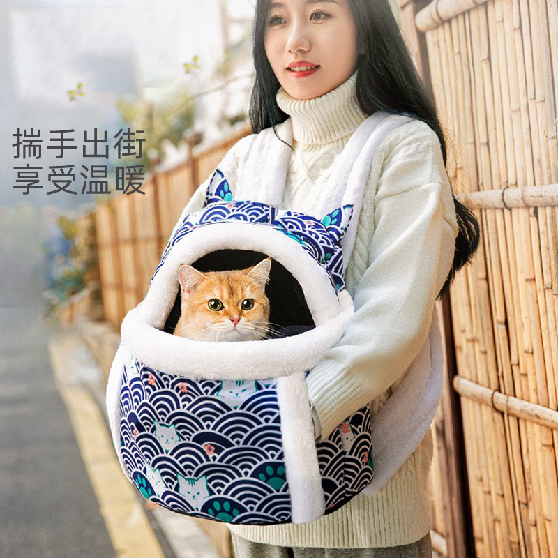 猫包冬季外出保暖可插手郊游出行背带式可爱狗狗包猫咪双肩便携包