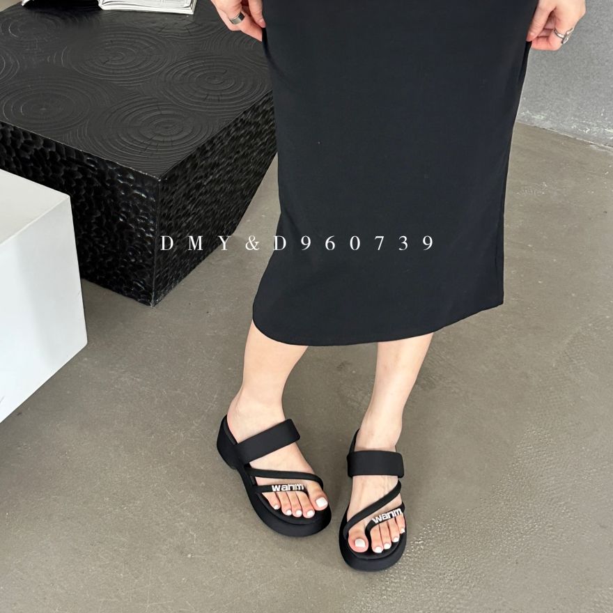 杜米亚夏季厚底增高软底人字拖2024新款配裙子凉拖D960739