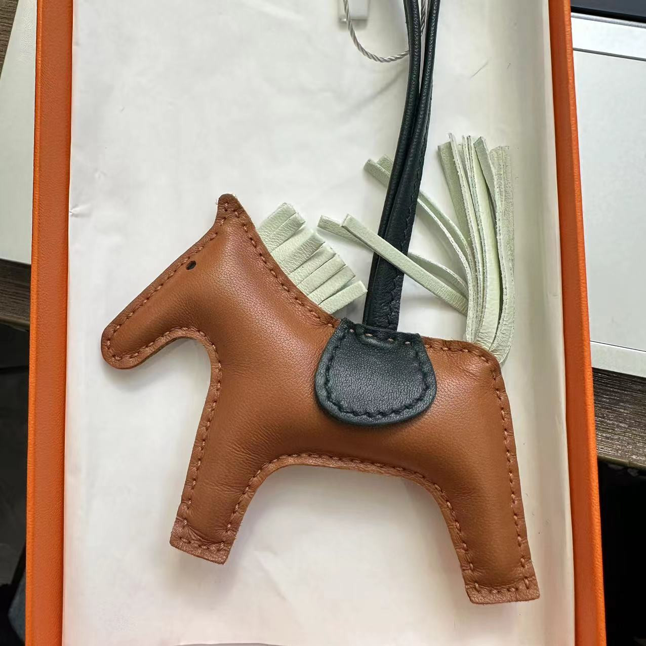 95新 Hermes/爱马仕 安洁利严选小马挂件/qk0078345
