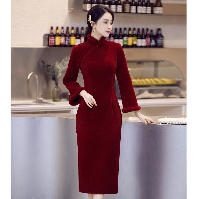 2023新款红色中国风旗袍结婚妈妈装新娘敬酒服喜婆婆加绒加厚旗袍