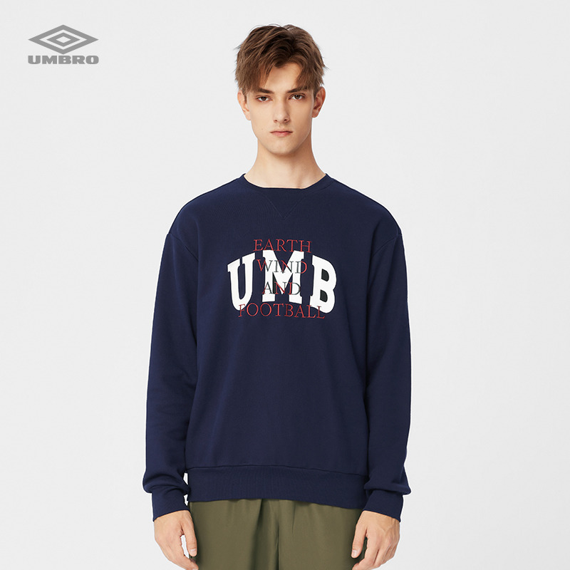 Umbro/茵宝春秋款男子复古印花运动休闲圆领套头卫衣U2323150410