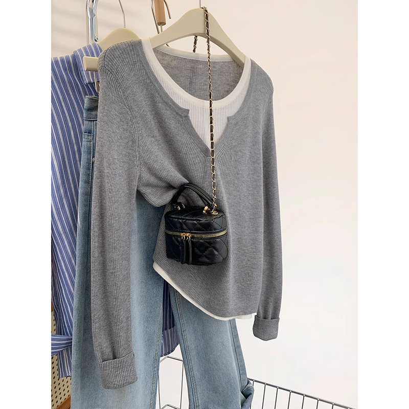 灰色拼接假两件撞色针织衫女秋装小个子内搭打底衫毛衣慵懒风上衣