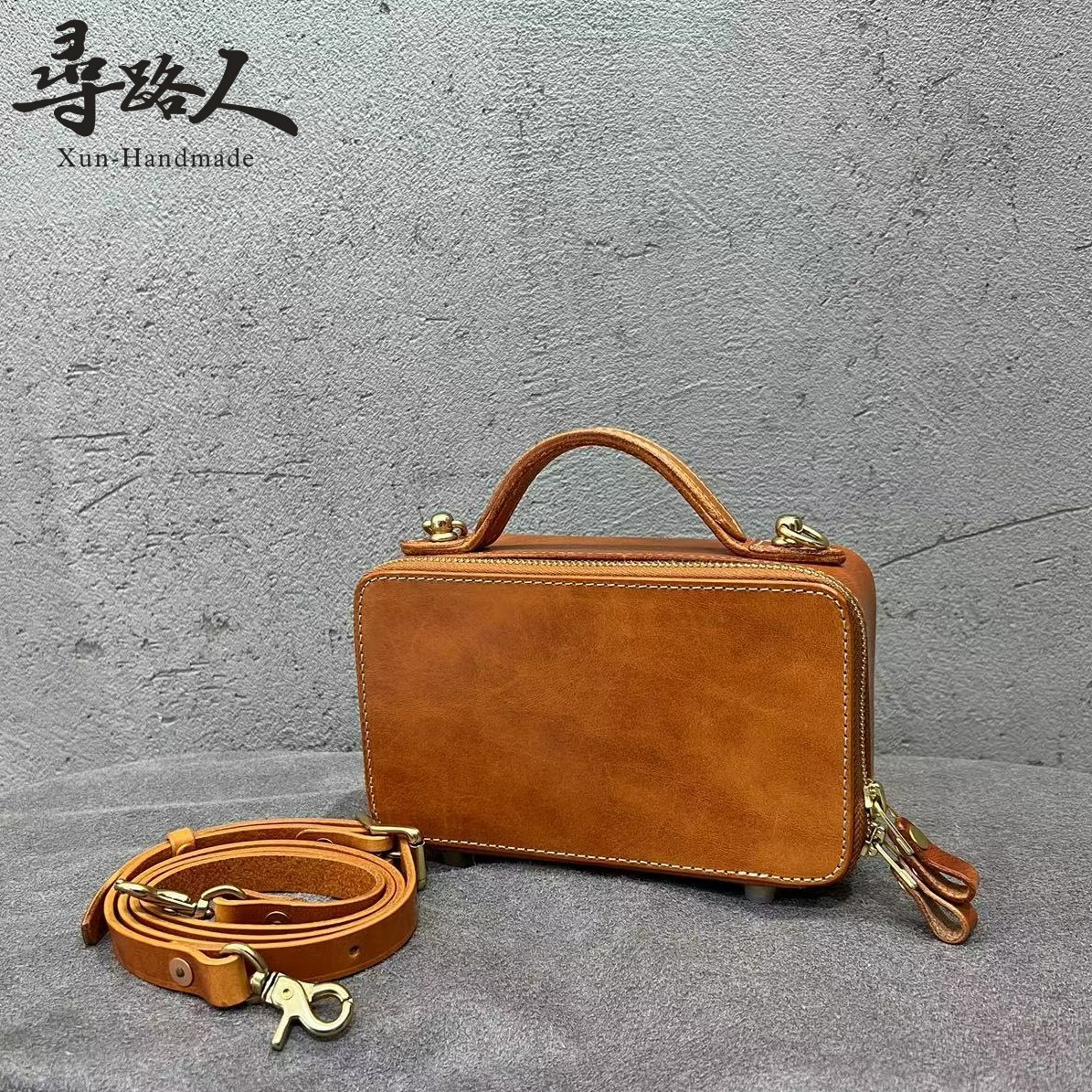 质感简约牛皮时尚女士纯色复古风格款斜挎方箱包 s1166835