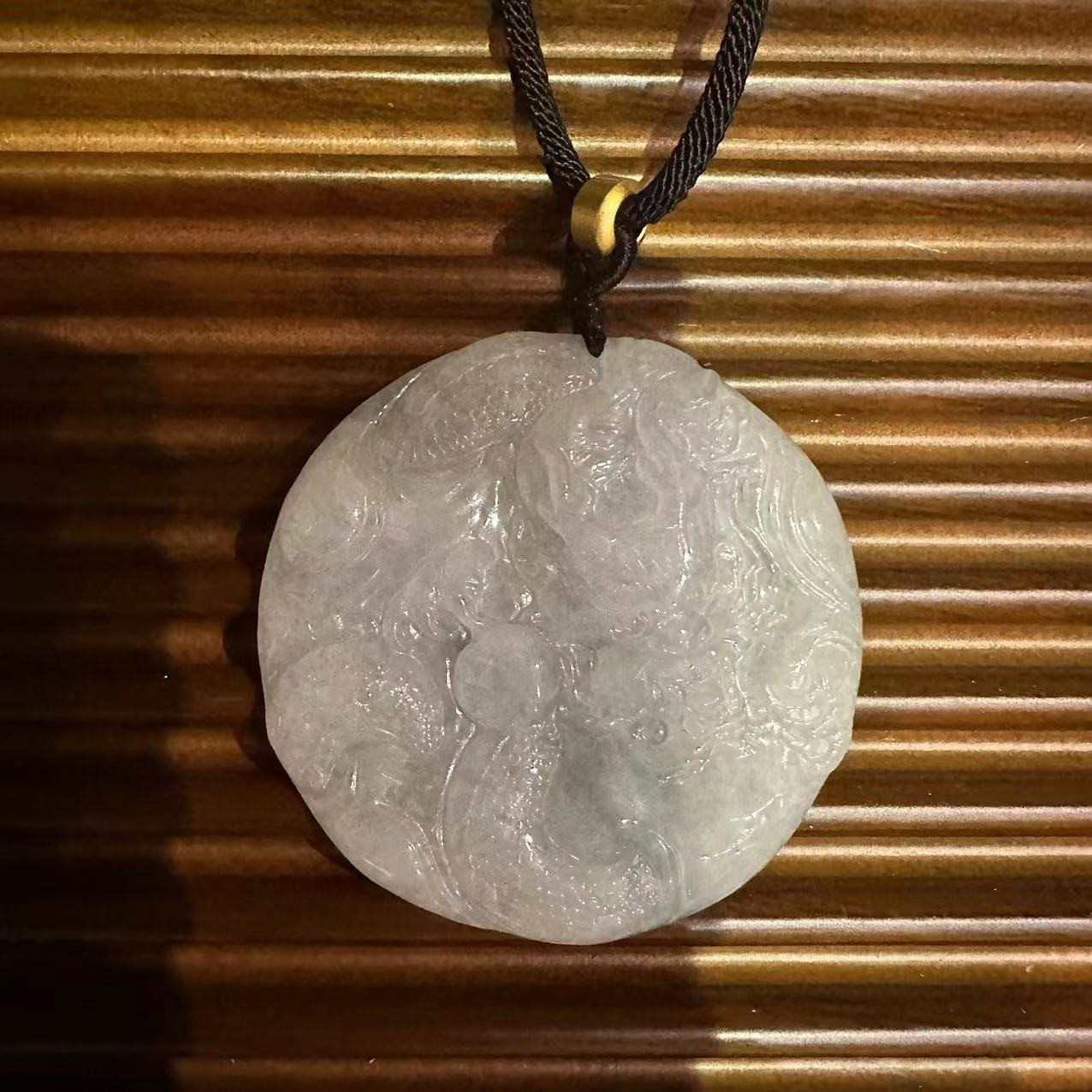 天然缅甸翡翠A货细糯冰龙牌，龙行天下，生意兴隆