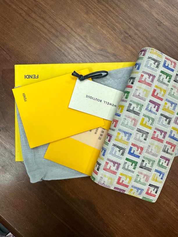 95新 FENDI/芬迪 6632 fendi彩色zucca钱包