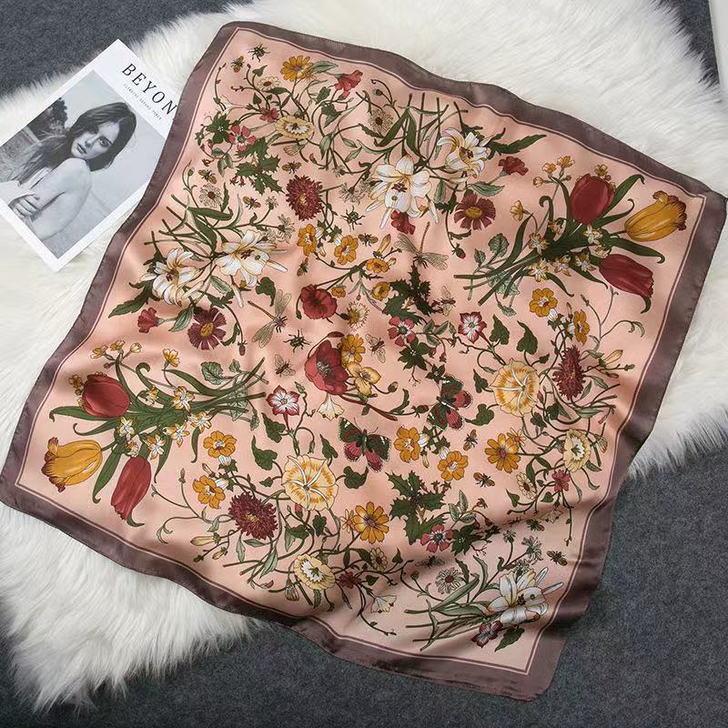 【粉丝福利】新款冬季爆品70*70cm方巾百搭时尚洋气丝巾印花气质