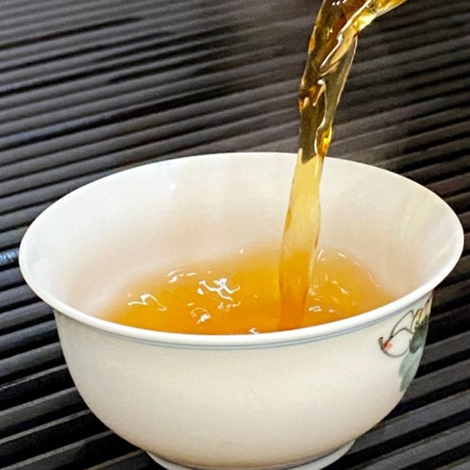 2008年昌泰~昌泰饼茶~云南大叶种普洱茶生茶357克一饼