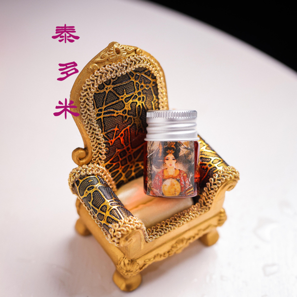 T105 凤凰 红色 油油 形状摆件