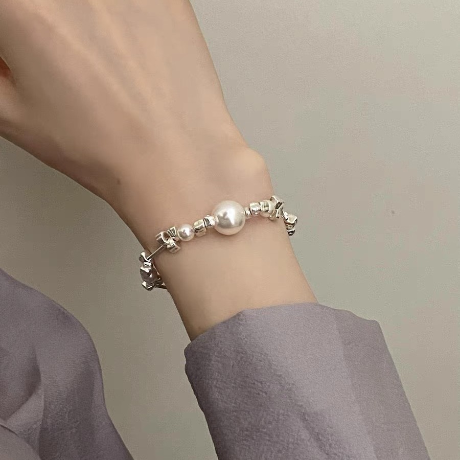 铜合金仿珍珠手链 小众设计款碎银贝珠手链新款女生串珠手饰