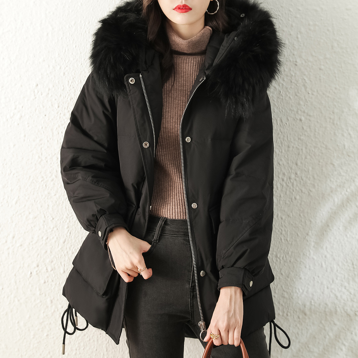 【奥莱】009羽绒服白鸭绒加厚小个子貉子毛领外套