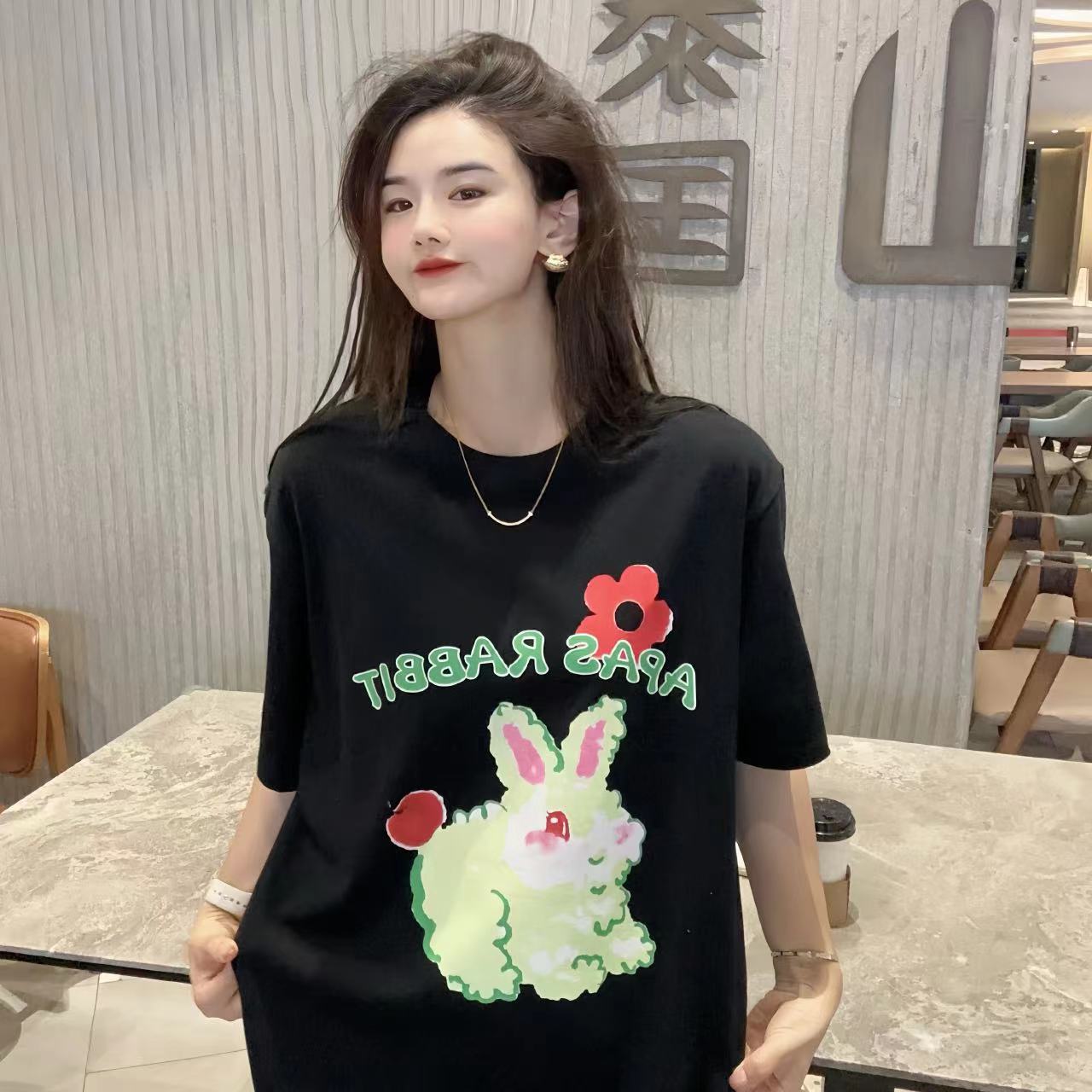 李西西【毛绒兔子】 宽松大版短袖T恤 男女同款