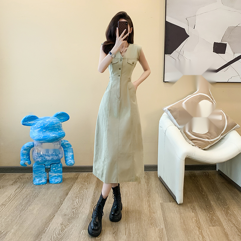 新款时尚牛仔连衣裙中长裙女高腰显瘦收腰字时尚小个子无袖直角件