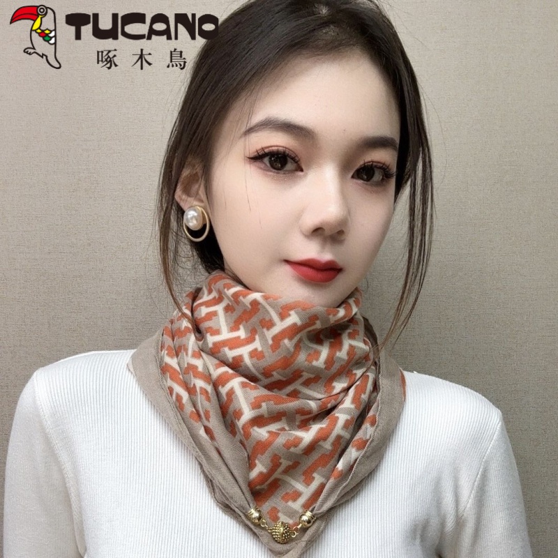 【福利品】2024春秋时尚百搭女士印花围巾女磁吸扣气质围脖方巾丝巾
