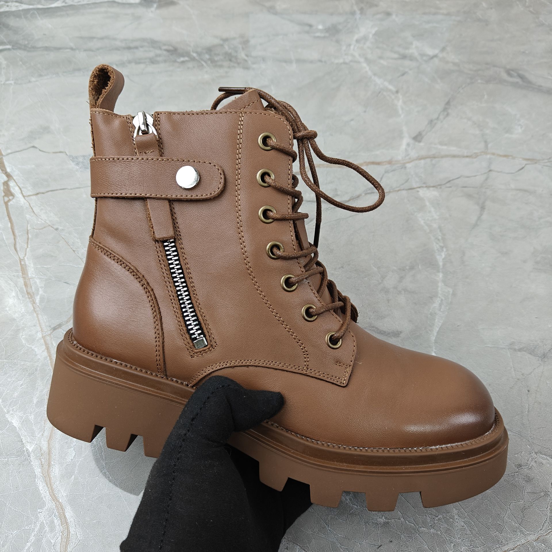 圆头粗跟侧拉链系带不加绒短靴女7761