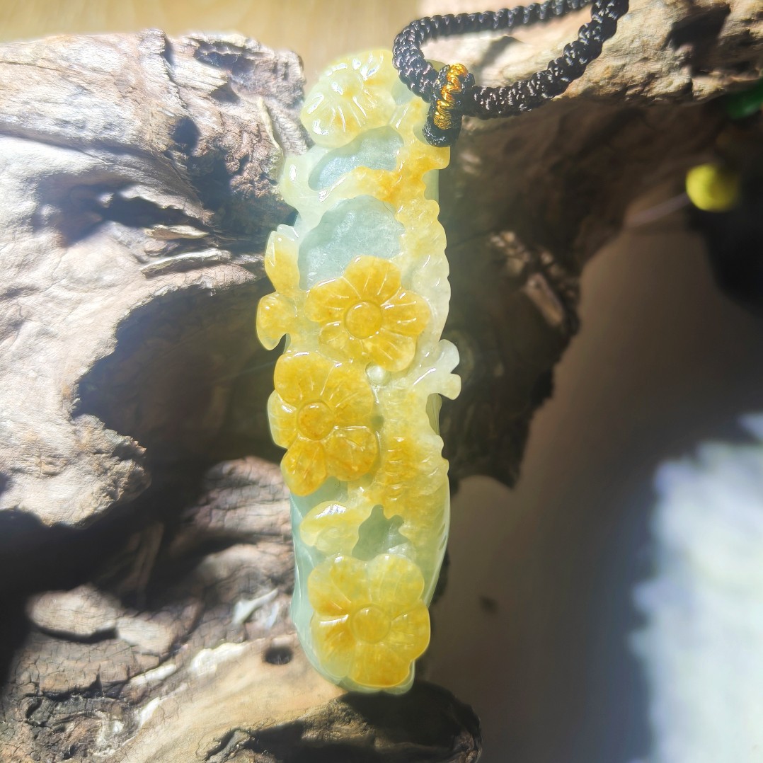 非金属吊坠 【传家珍藏】老坑料  原皮  梅竹  雕工精湛    配证书