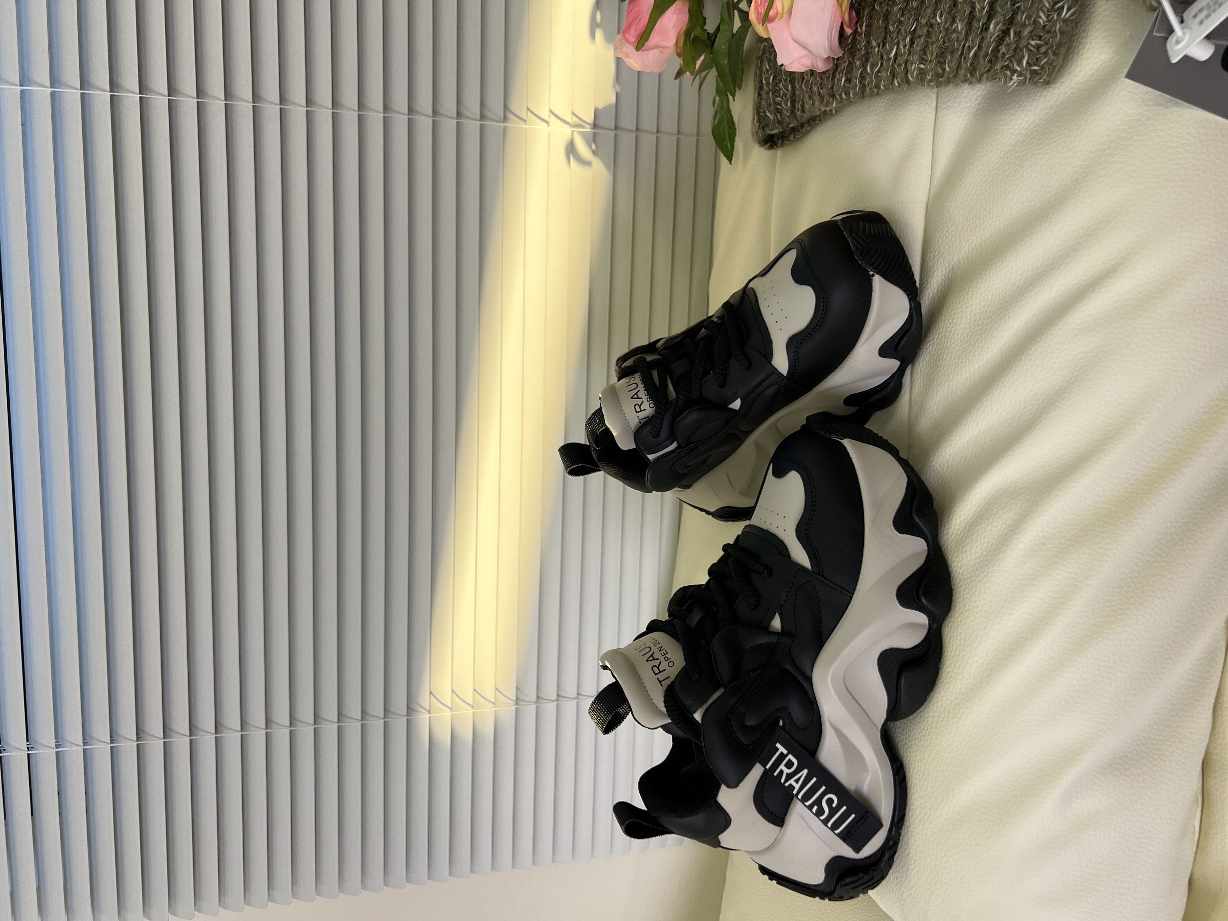 老爹鞋女运动鞋网红厚底秋季复古时尚韩版拼色春季黑色LL-770-3
