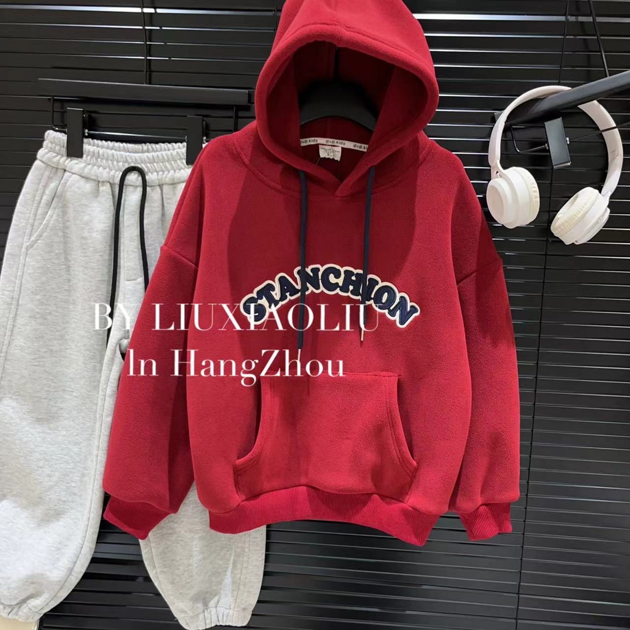 BYLIUXIAOLIU【旭日初升】韩版中童双面绒潮酷字母连帽卫衣3708