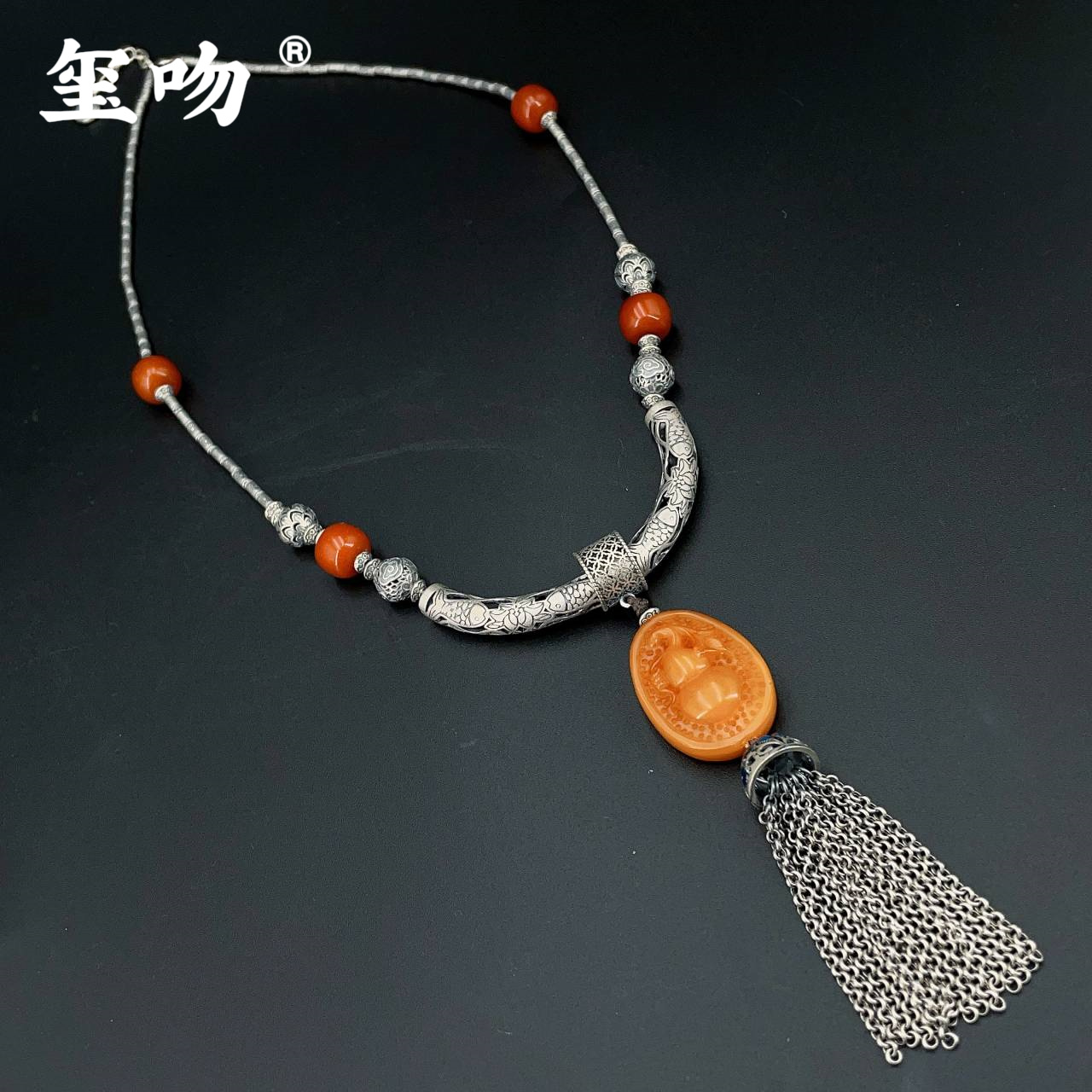 【玺吻】s925银 天然蜜蜡雕刻双鱼戏莲路路通长流苏中国风纯银项链
