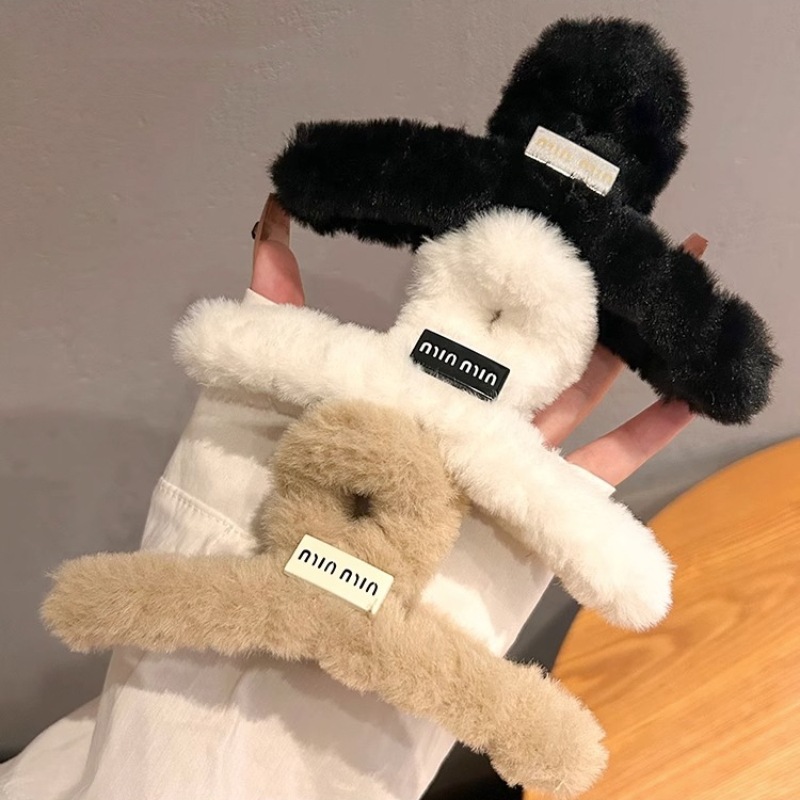 秋冬毛毛绒大号抓夹后脑勺夹子鲨鱼夹2023新款高端发夹高级感头饰