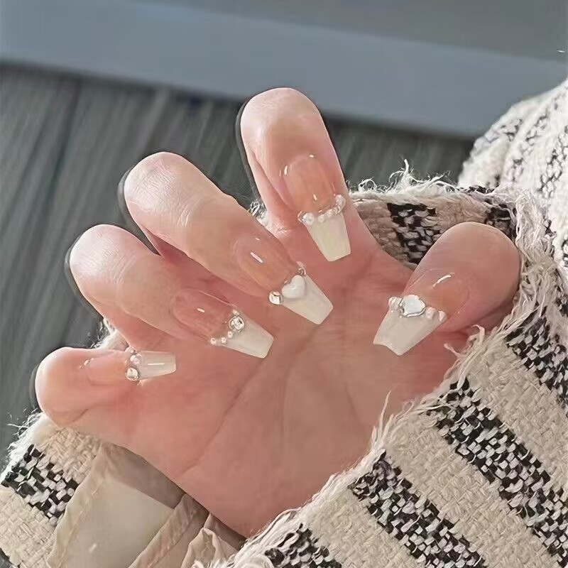 【中长款】爱心泡芙奶白法式珍珠成品穿戴美甲贴片357