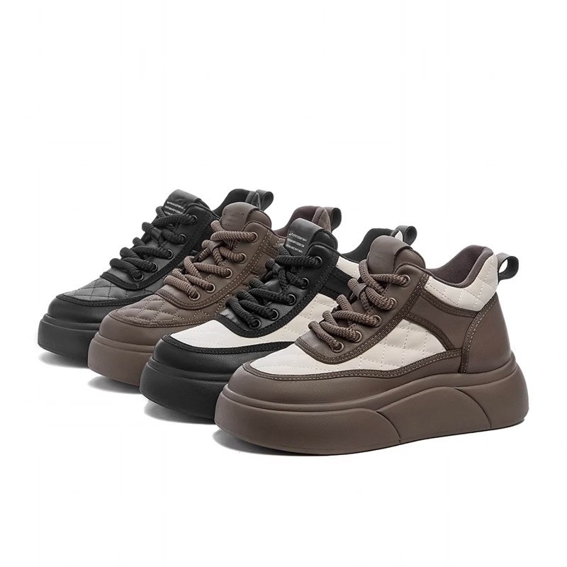 厚底真皮高帮板鞋女款2023秋冬新款网红爆款加绒雪地靴运动休闲鞋