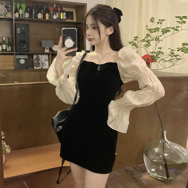 大码女装秋装微胖妹妹收腰显瘦方领丝绒小黑裙遮肚减龄气质连衣裙