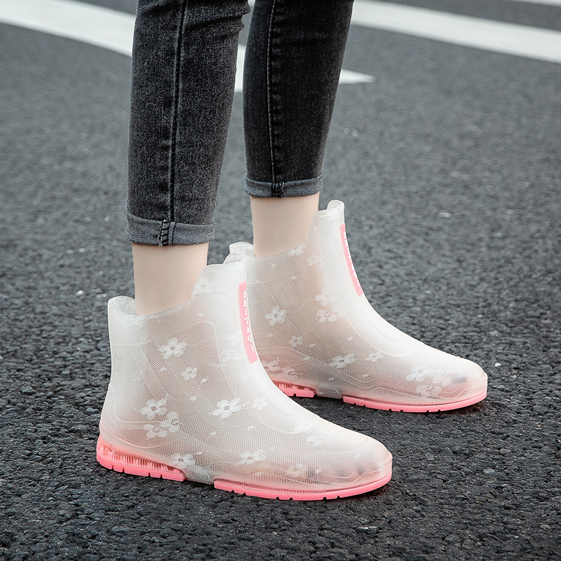 百丽纯爱透明果冻雨鞋水晶学生雨靴防水胶鞋胶鞋女短筒中筒时尚款
