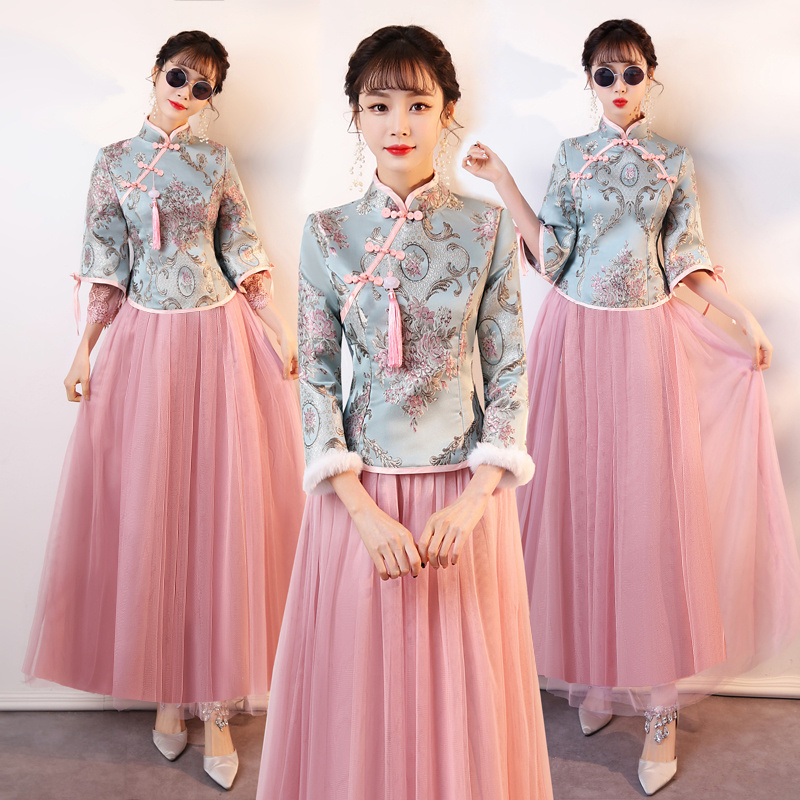 中式伴娘服女2024秋冬新款中国风感伴娘团姐妹裙显瘦秀禾礼服复古
