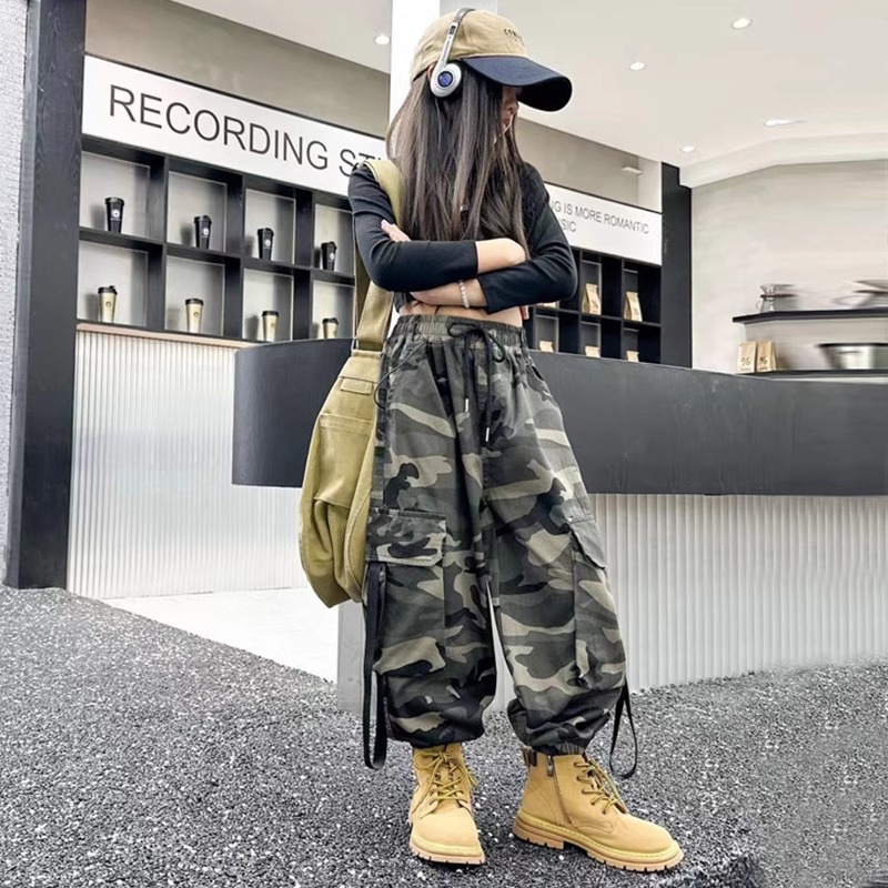 女童裤子2023秋季新款中大童韩版潮流长裤秋装时髦个性工装迷彩裤