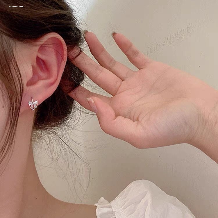 夏季 蝴蝶结精致清新锆石小众温柔时尚耳环优雅耳扣女款简约香风
