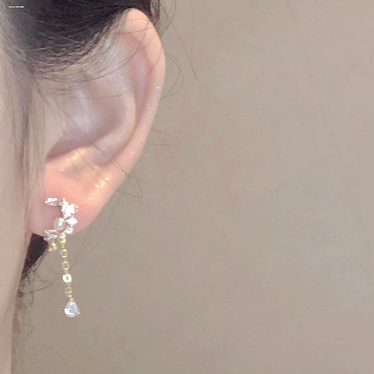 星月珠珠流苏耳夹百搭时尚女轻奢精致气质小众网红潮显白设计简约