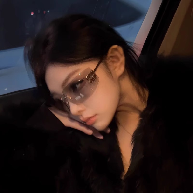 新款无框曲面墨镜女y2k复古轻奢千金风张元英同款百搭感太阳镜男