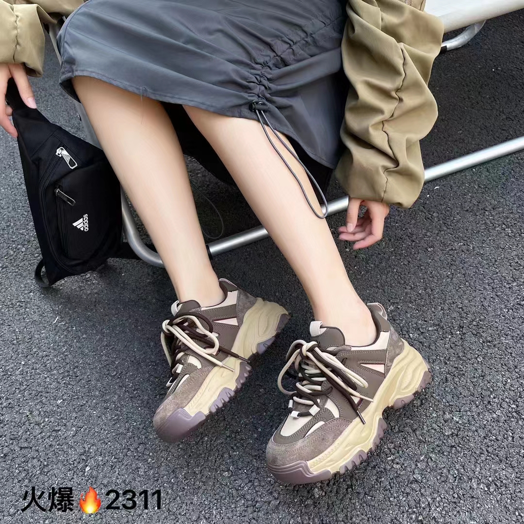 老爹鞋女秋冬款女鞋2311新款百搭爆款冬季冬款鞋子厚底运动鞋