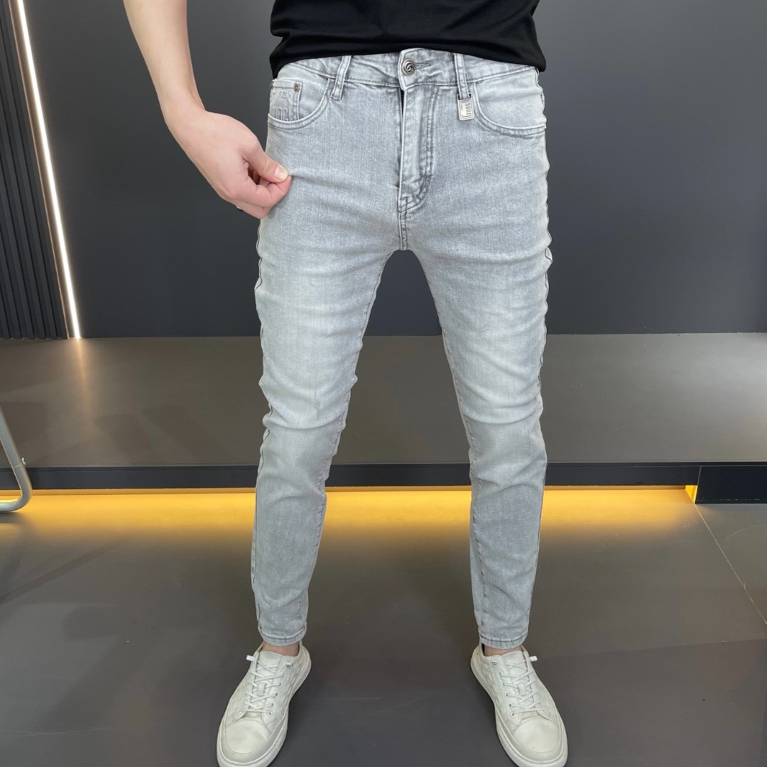 名图服饰夏季新款烟灰色高弹力时尚潮流简约版男款修身牛仔裤M801
